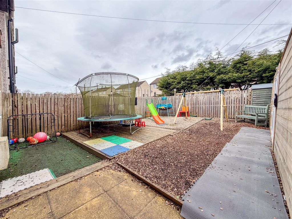 Property photo 2 of 24 Garden