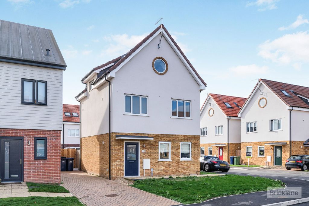 Property photo 1 of 15 Exterior