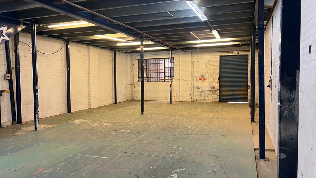 Property photo 3 of 7 Photo 3