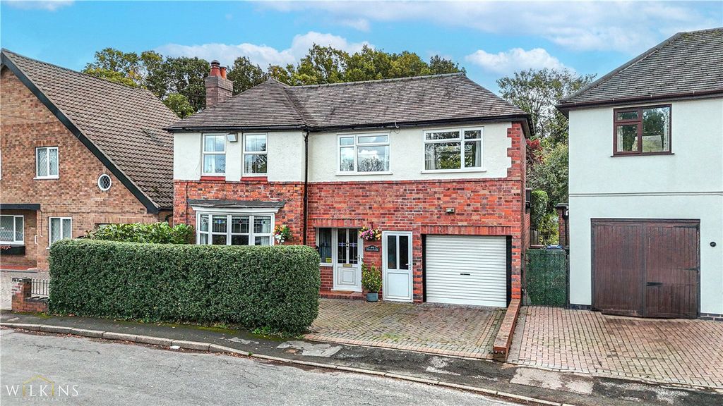 Property photo 2 of 43 Picture No. 50