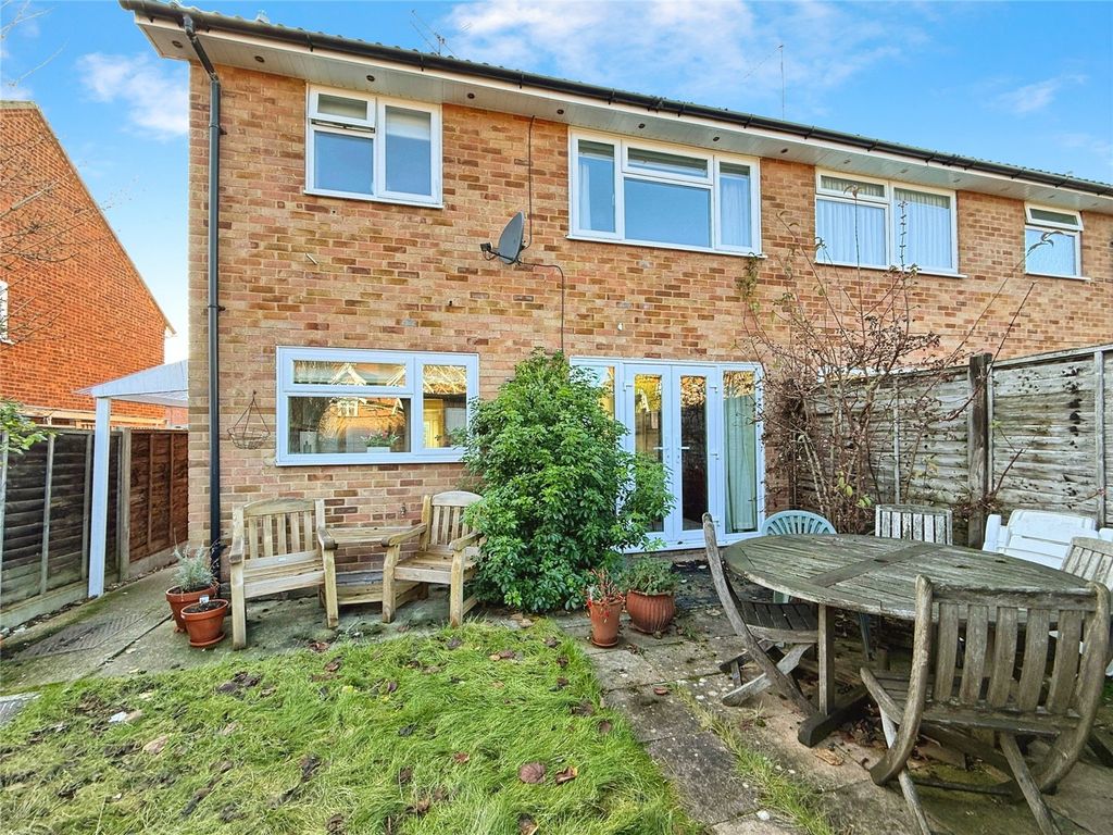 Property photo 2 of 19 Picture No. 16