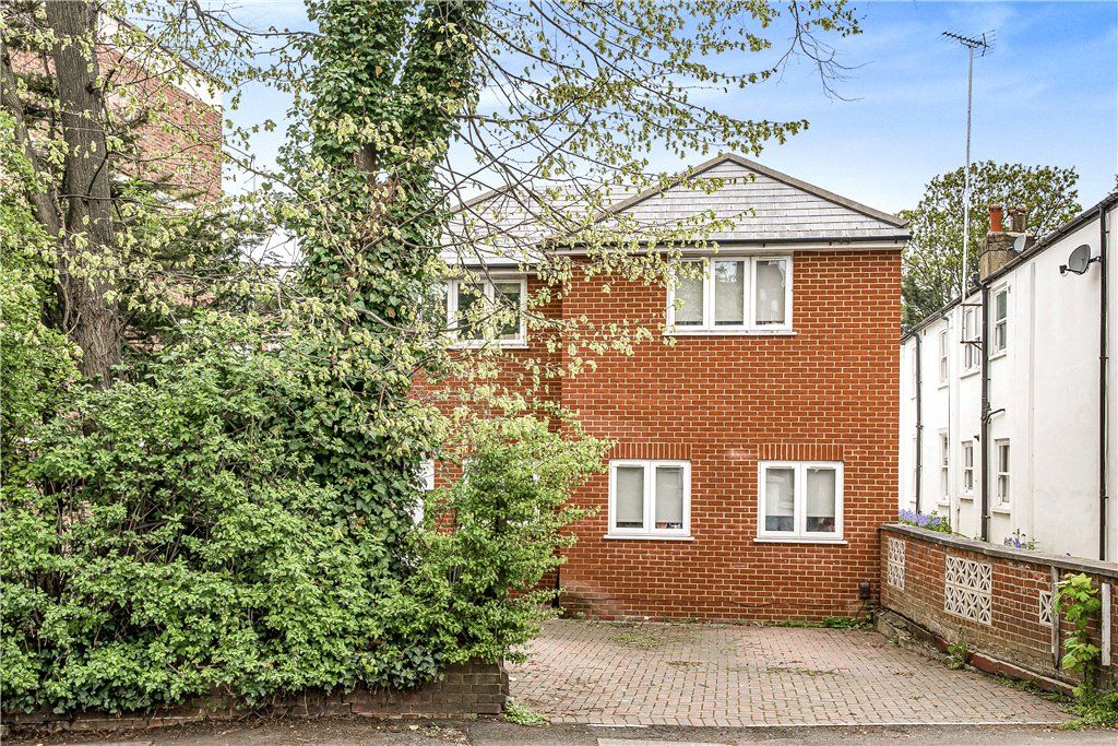 Property photo 1 of 41 Picture No. 12