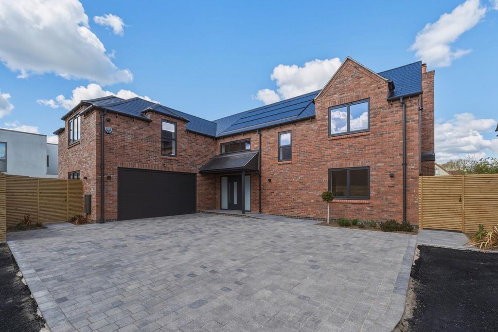 Additional image 37 of 5 bed detached house for saleMain Road, Plumtree NG12