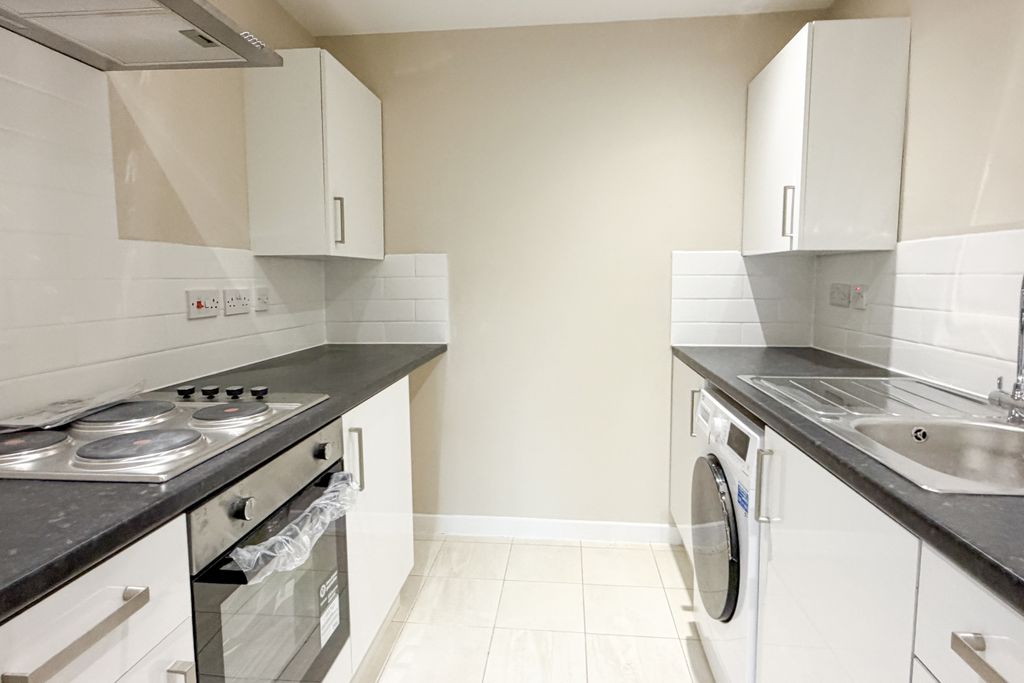 Property photo 3 of 5 3