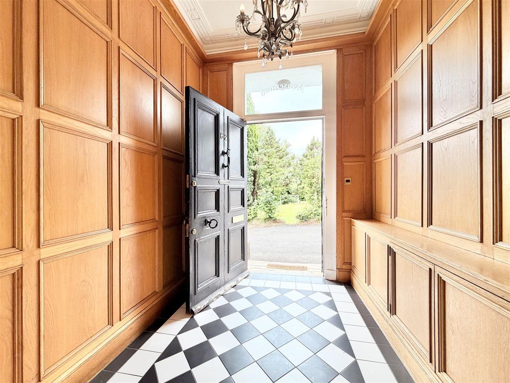 Property photo 2 of 23 Entrance