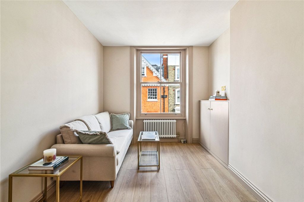 Property photo 3 of 9 Picture No. 34