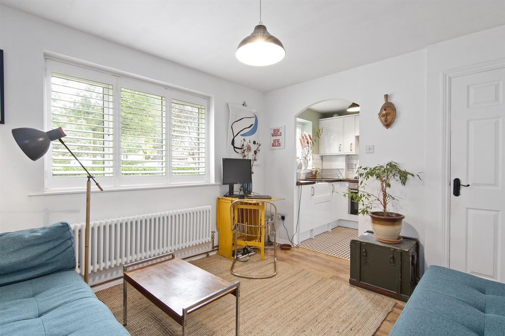 Property photo 1 of 9 Reception Room.Jpg