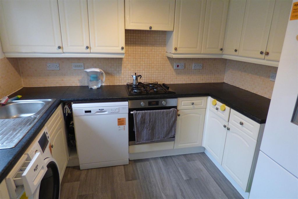 Property photo 3 of 13 P1410416.Jpg