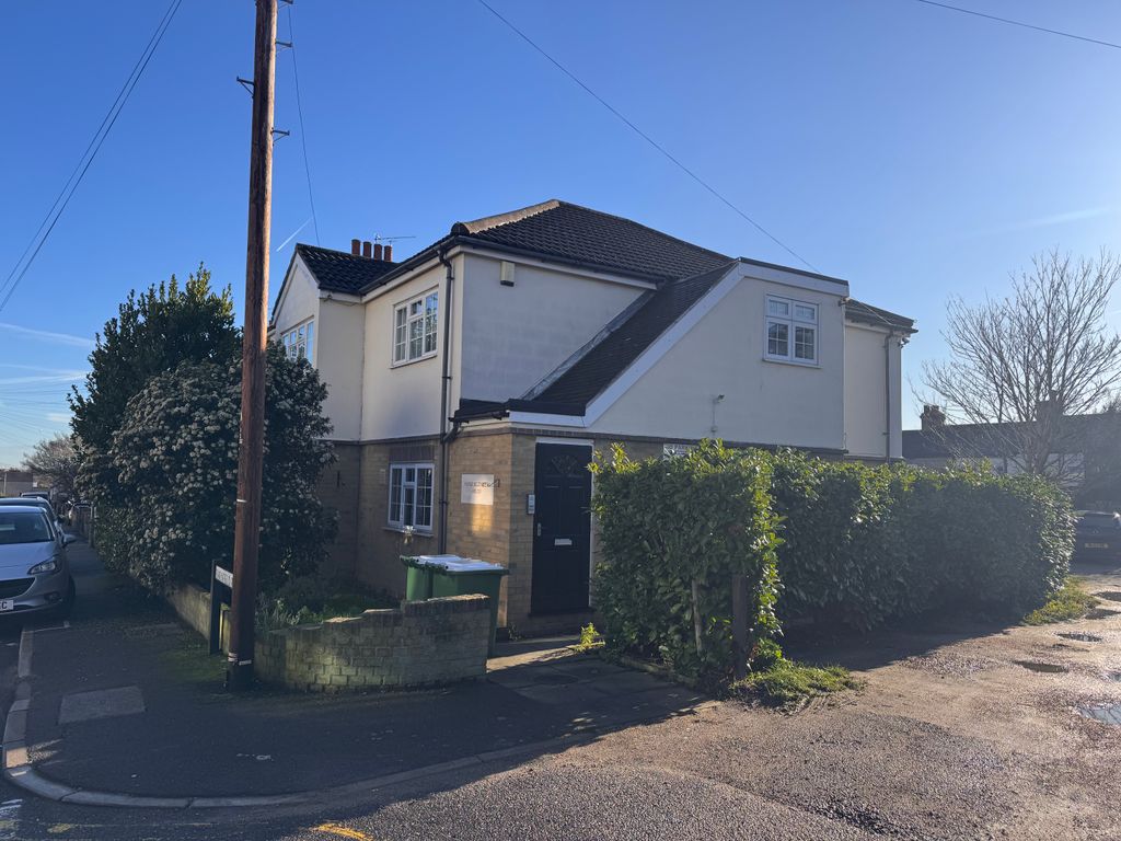 Property photo 1 of 6 Main