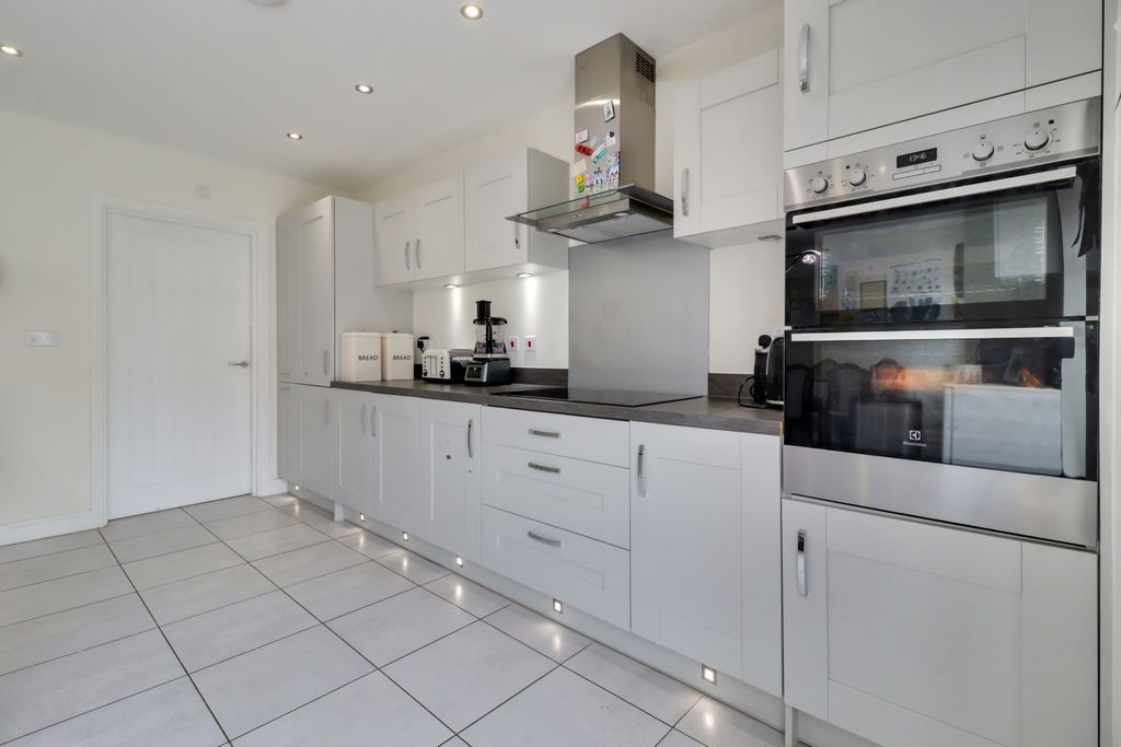 Property photo 2 of 36 Kitchen-V