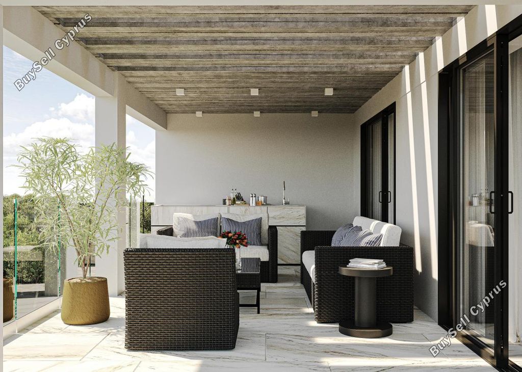 Property photo 3 of 4