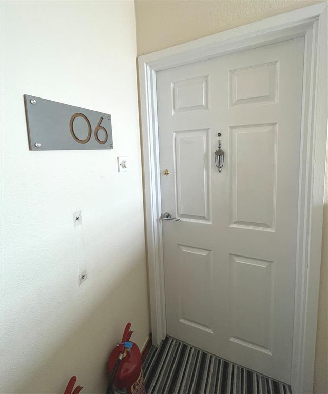 Property photo 3 of 10 Img_8376.Jpg