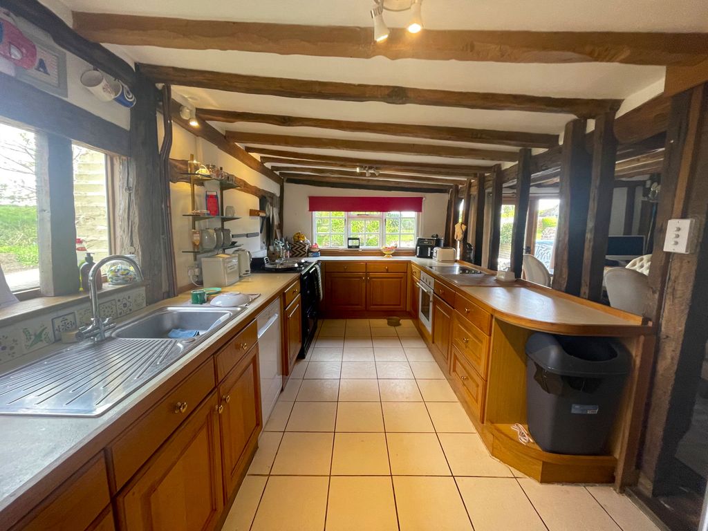 Property photo 3 of 17