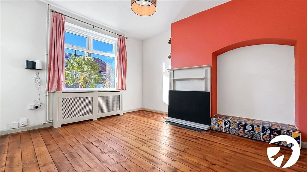 Property photo 3 of 9 Picture No. 05