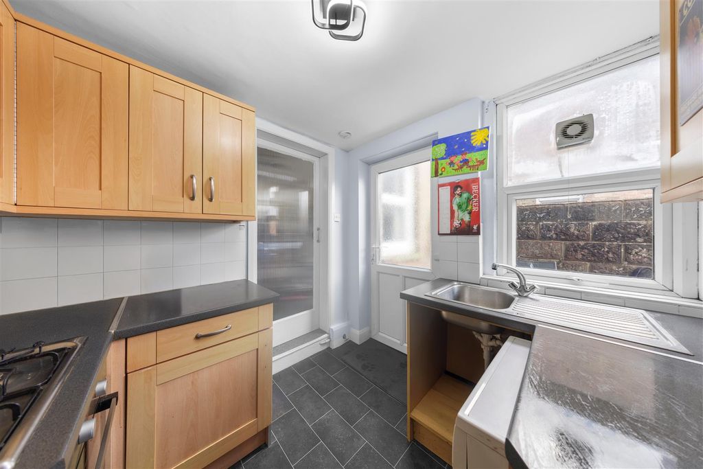 Property photo 3 of 15 4X0A0317.Jpg