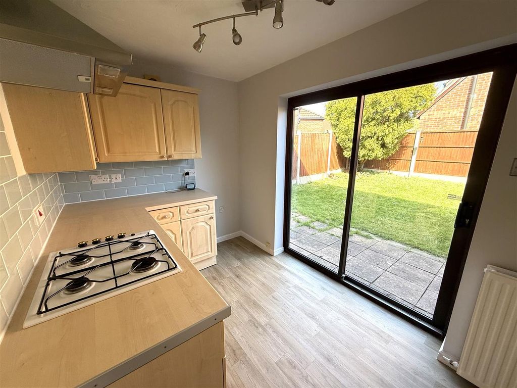 Property photo 3 of 10 Blackthorne 8.Jpg