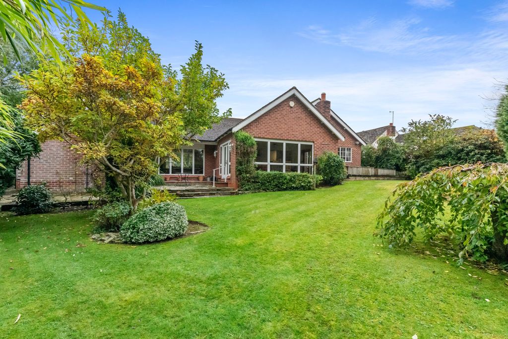 Property photo 2 of 19