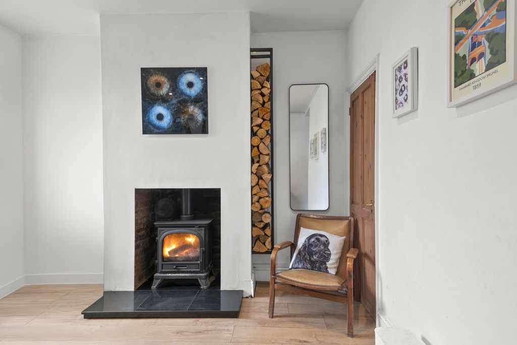 Property photo 3 of 13 Photo 3