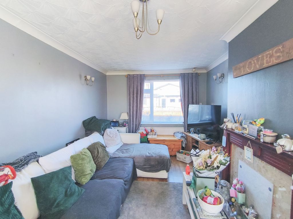 Property photo 2 of 22