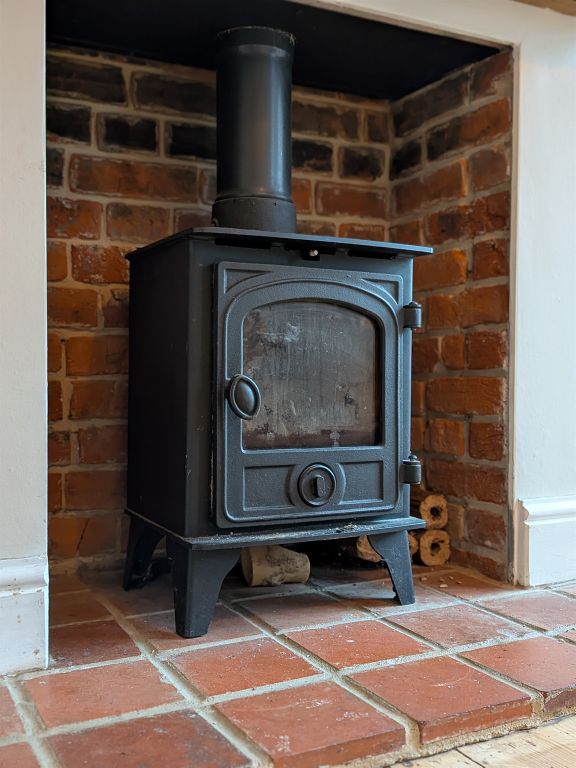 Property photo 3 of 23 Lounge