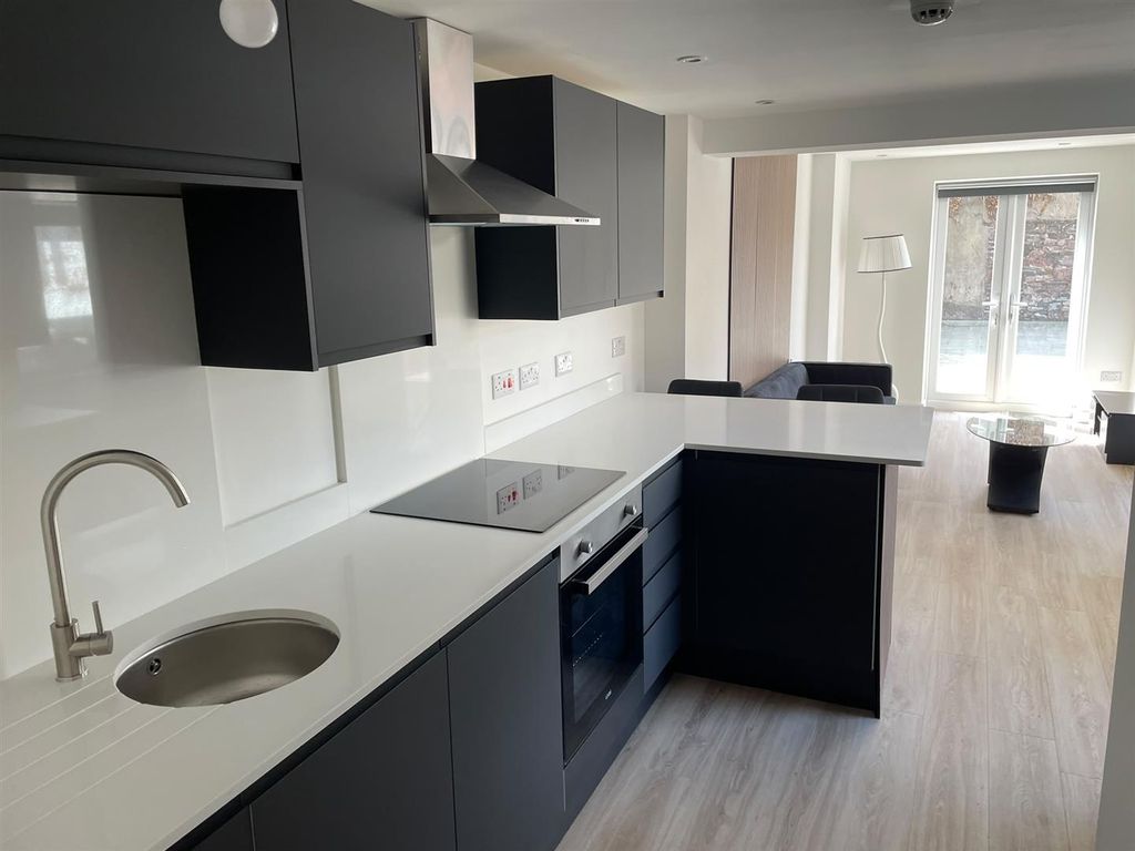 Property photo 1 of 5 Whatsapp Image 2026-08-21 At 10.45.14.Jpeg