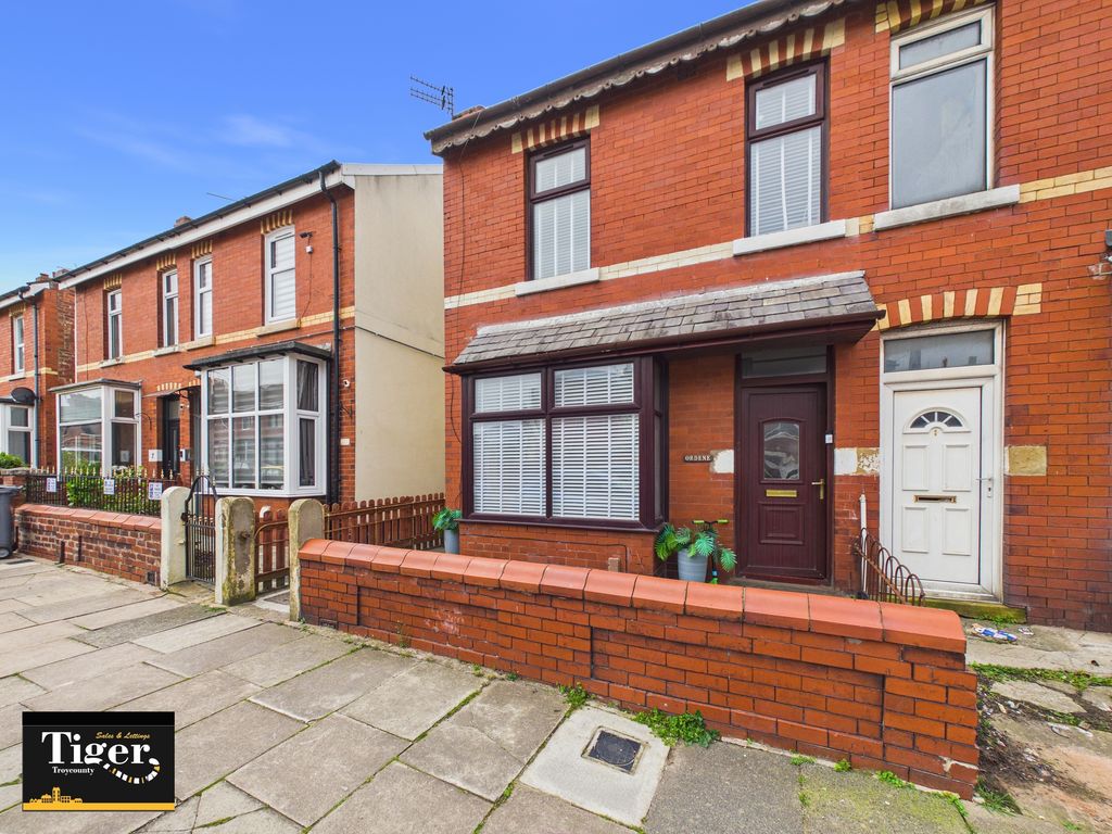 Property photo 1 of 19 Cam03440G0-Pr0574-Still001