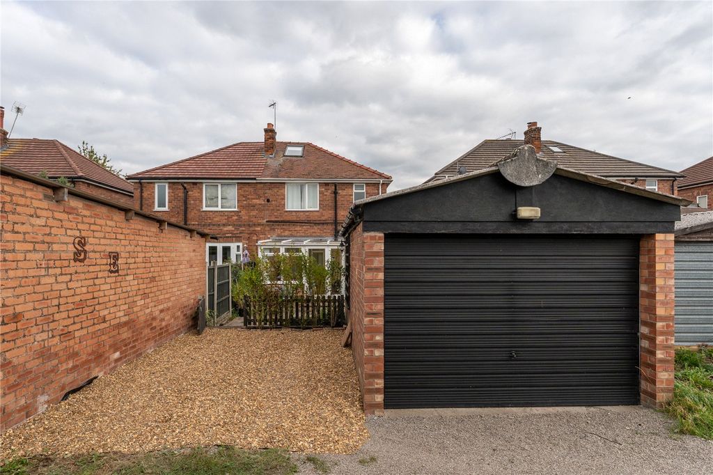 Property photo 2 of 19 Picture No. 22