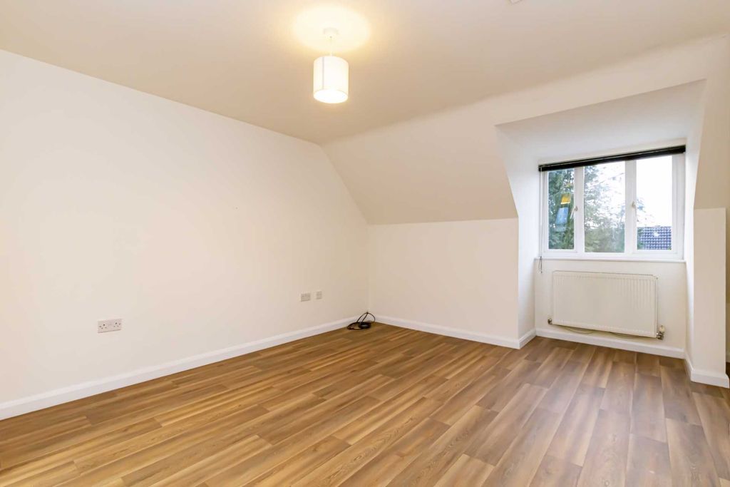 Property photo 2 of 21 Photo