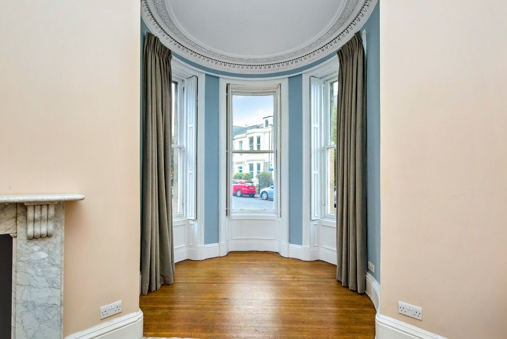 Property photo 3 of 12 Property Image 3