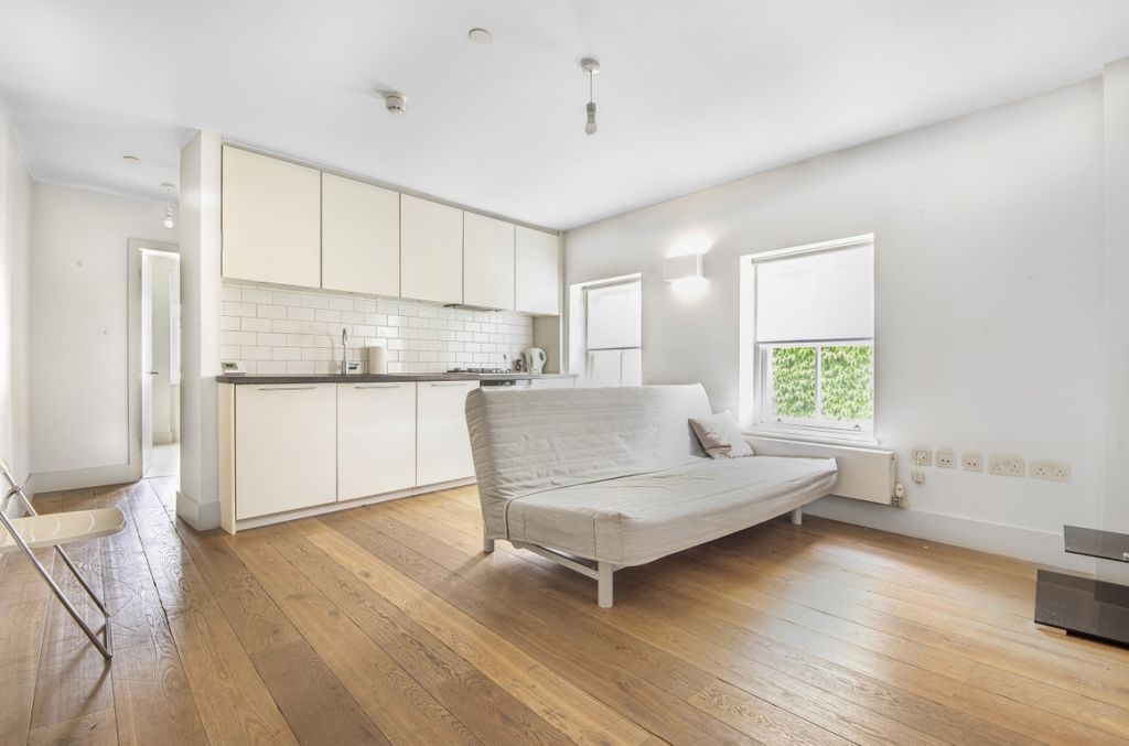 Property photo 2 of 7 612864 (3)