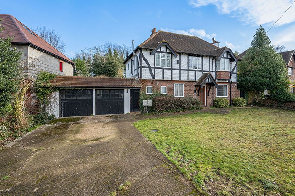 Property photo 1 of 16