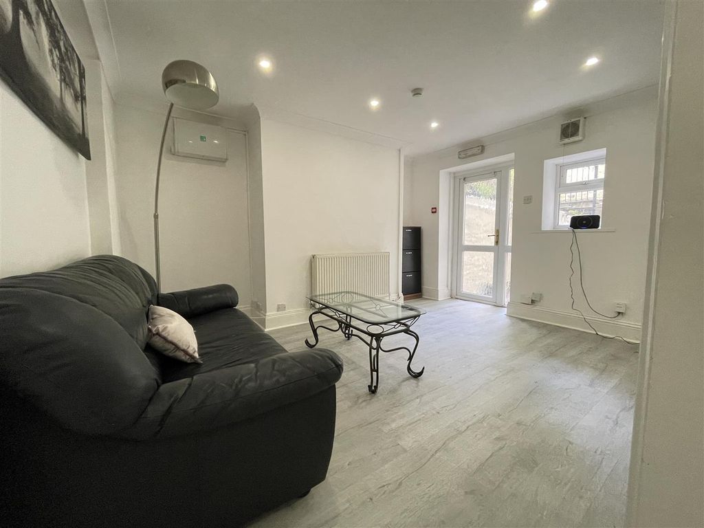 Property photo 1 of 10 Img_6713.Jpg