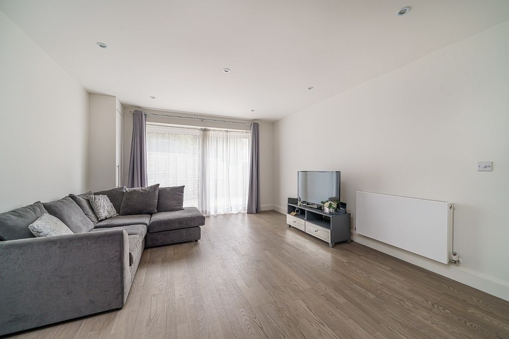 Property photo 3 of 10 1500574