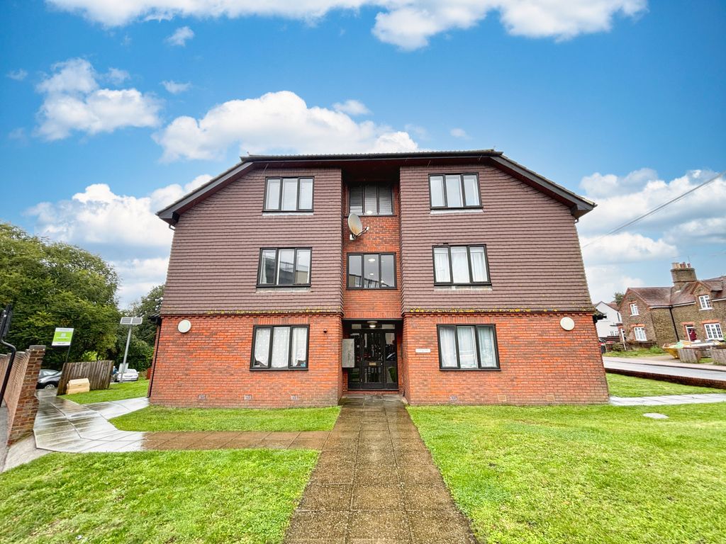 Property photo 1 of 6 Exterior