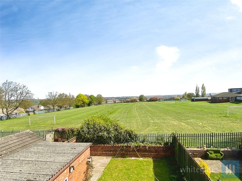 Property photo 2 of 12 Picture No. 05