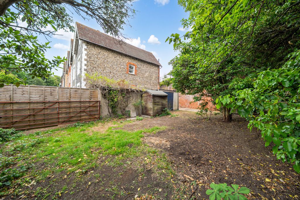 Property photo 3 of 17 Property Image