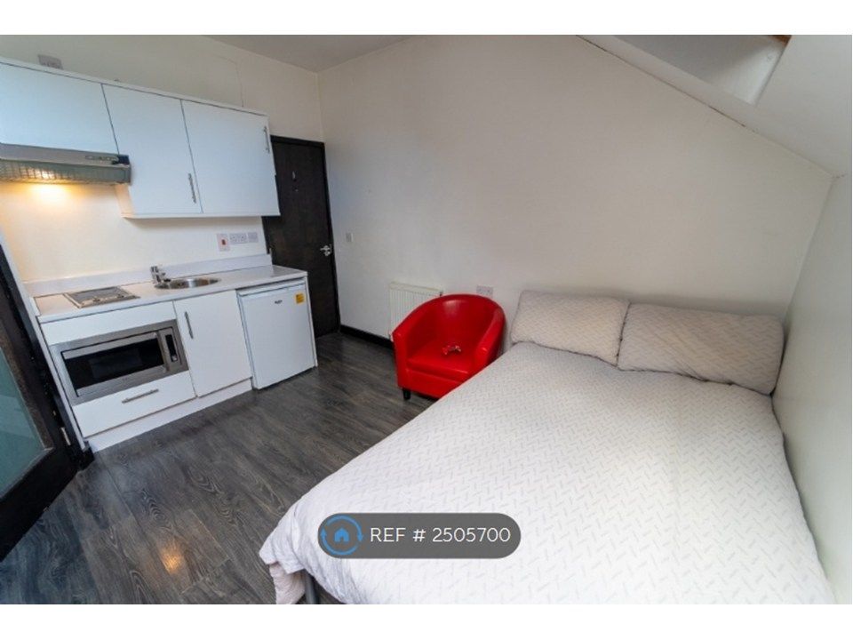 Property photo 1 of 4