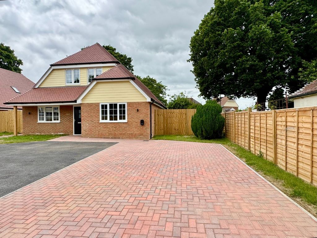 Property photo 1 of 25