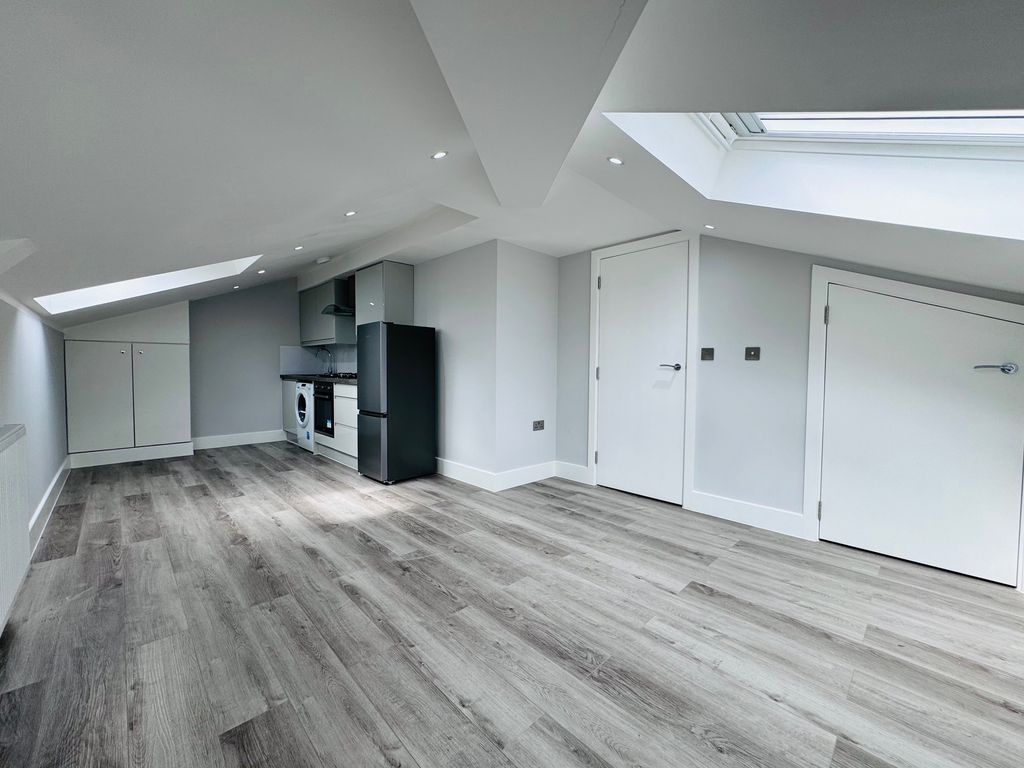 Property photo 3 of 5 Main Room Alt