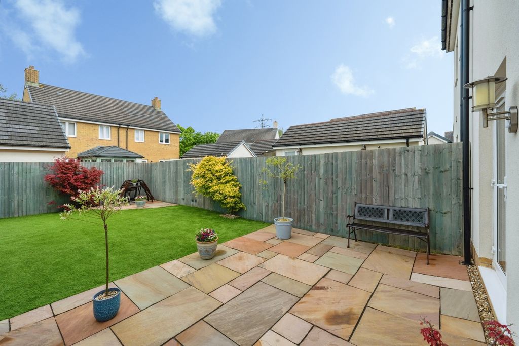 Property photo 3 of 23 Pbox-Img.Jpg