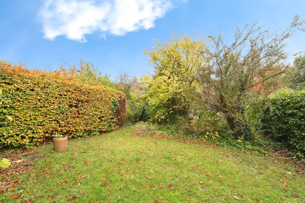 Property photo 3 of 16 Photo