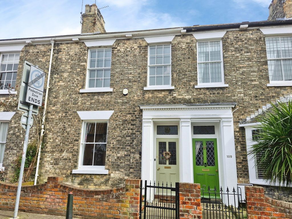 Property photo 1 of 26