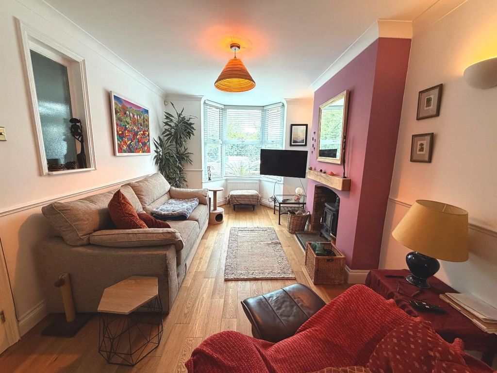 Property photo 2 of 24 Living Room.Jpg