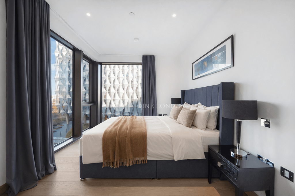 Property photo 3 of 34