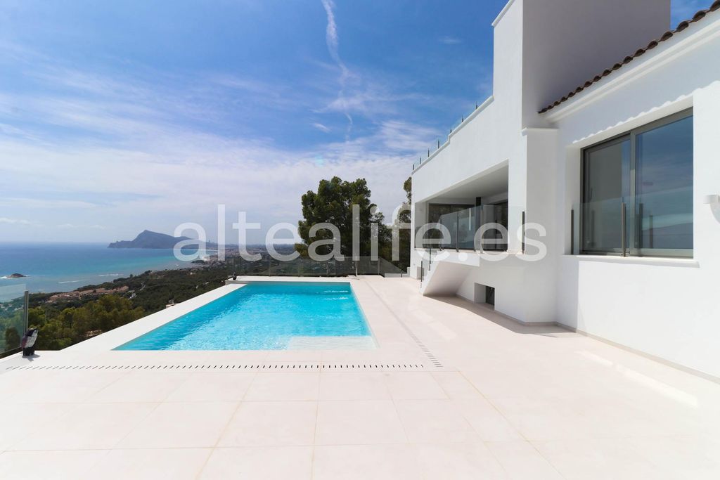 Property photo 1 of 65