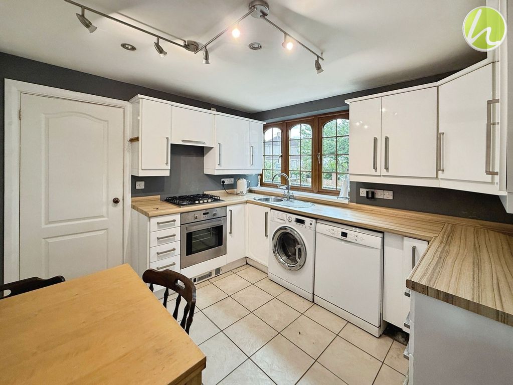 Property photo 3 of 16