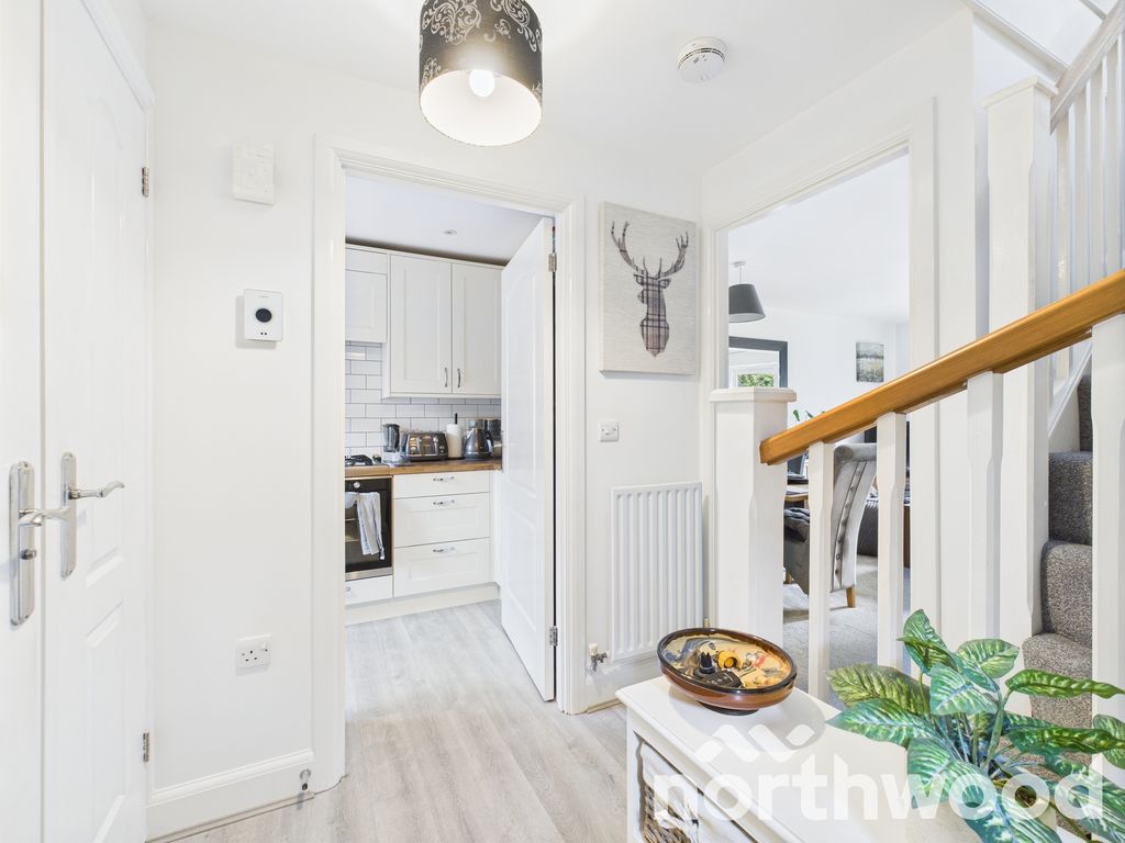 Property photo 3 of 23