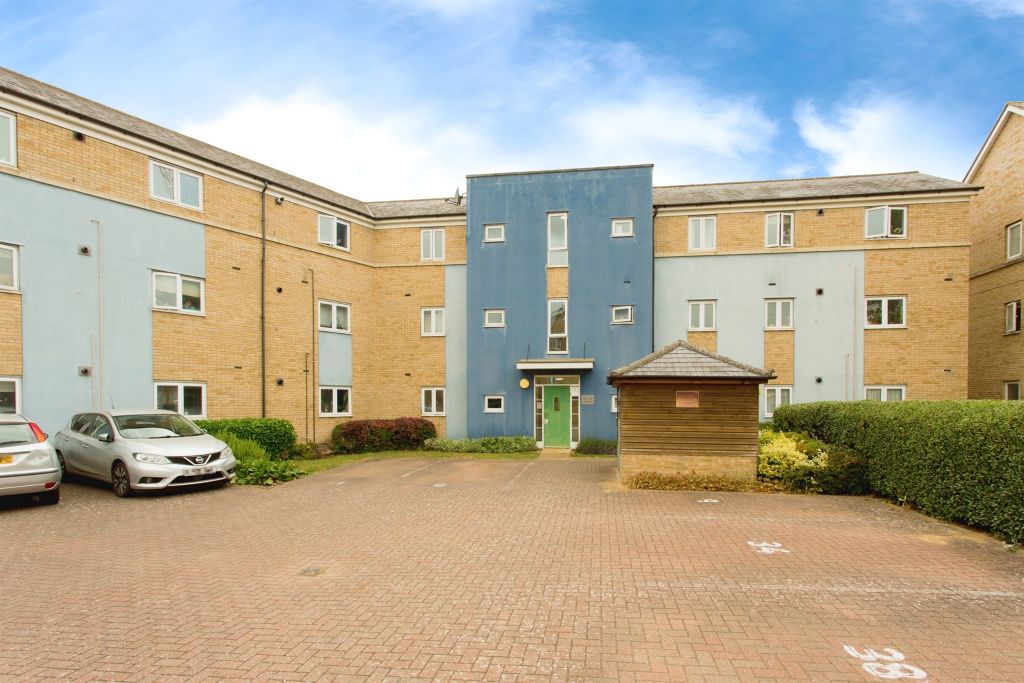 Property photo 1 of 12