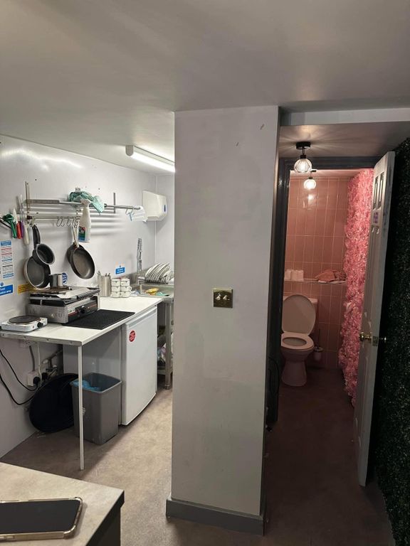 Property photo 3 of 4