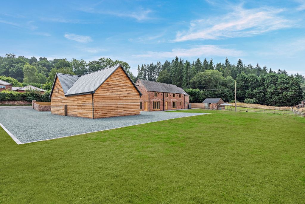 Property photo 1 of 18 Garden